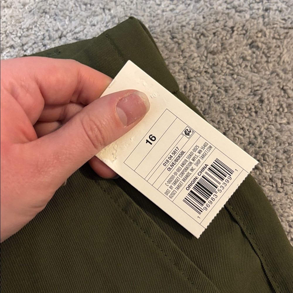 a new day Women’s Green Cargo Pants - Picture 3 of 10
